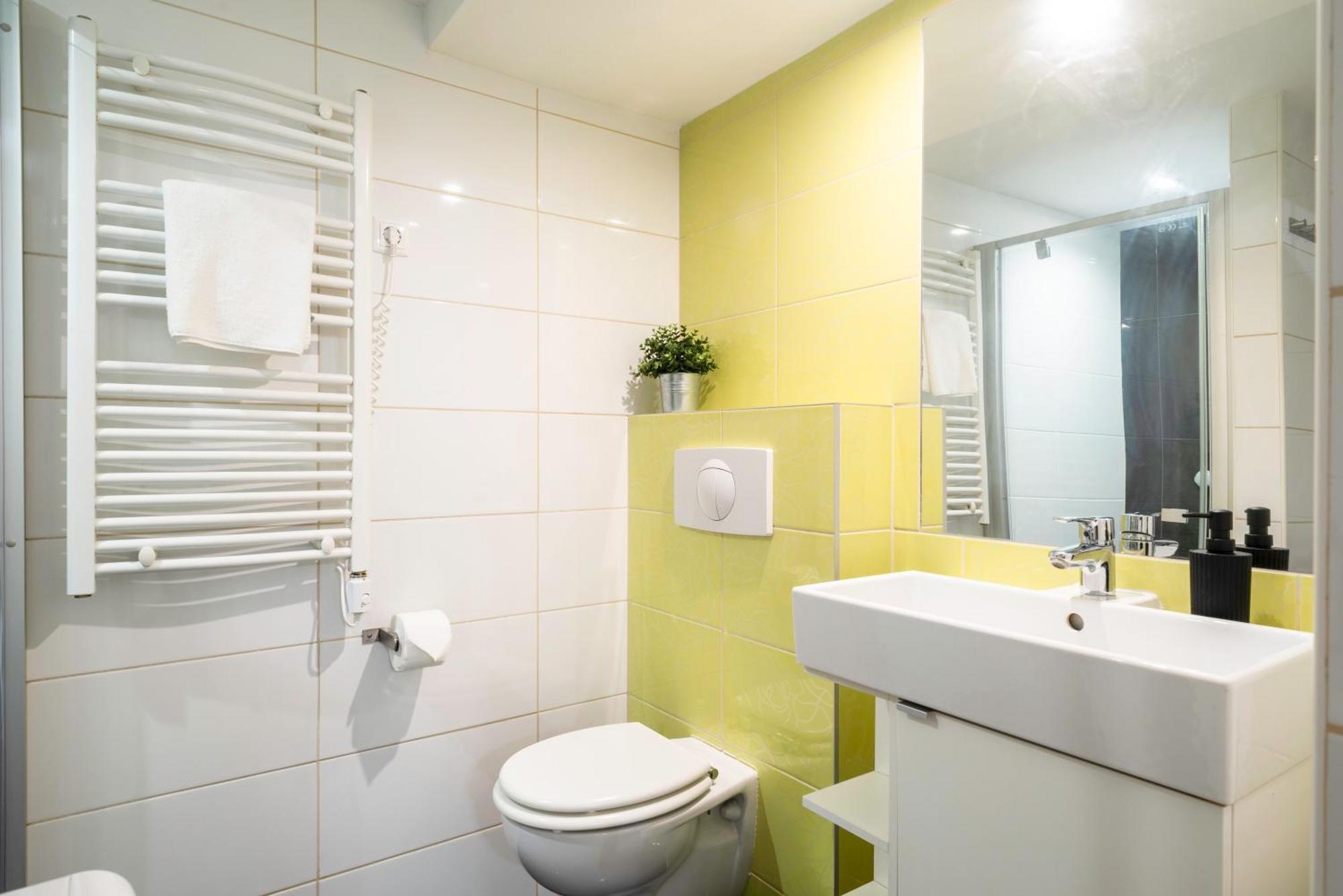 Amethyst Apartments - Kadar บูดาเปสต์ ภายนอก รูปภาพ