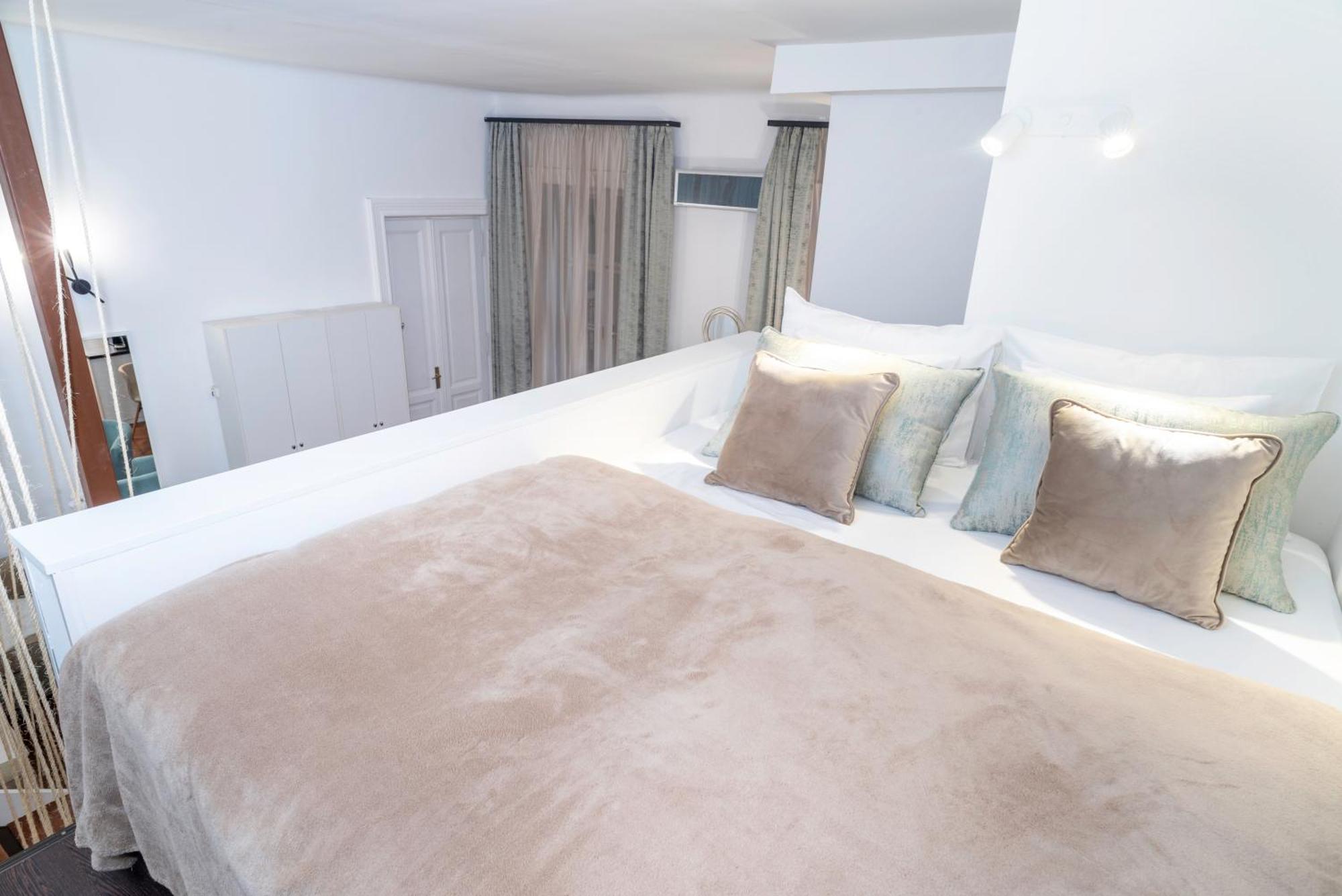 Amethyst Apartments - Kadar บูดาเปสต์ ภายนอก รูปภาพ
